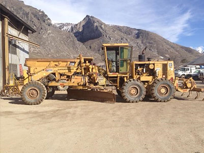 Motor Graders: Utah Track & Welding